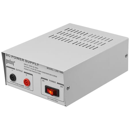 Power supply 230V - 13.8 Volt DC 6 AmpereLinear and stabilized laboratory power supply. Switch mode power supply protected against long term overload with thermal protection and fine-fuse protection. Supports 13.8 volts and 6 Amps (short-term, power can be charged with 8 Amps). DC connection via 4 mm. safety sockets. Perfect for many 12 volt tasks.goobay
