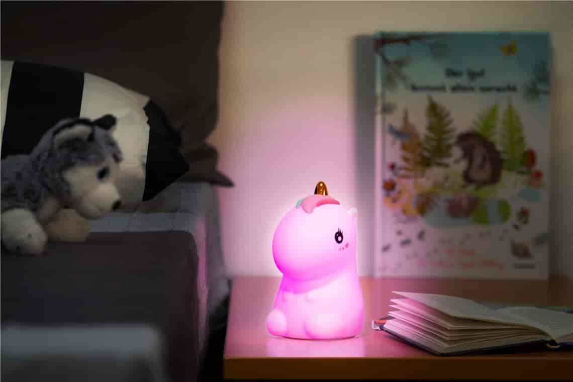 Night lamp for childrens room, rechargeable, multicolor, BPA free, UnicornNight light - the ultimate night light for your child's room - multicolor portable rechargeable LED night light with a polar bear design, made of soft silicone that is BPA free. 9 different color options so your child can choose the perfect shade to match their mood or decor. The LED technology ensures a gentle, soothing glow that won't disturb their sleep, and the rechargeable battery means you don't have to worry about constantly changing batteries or having a socket nearby. The polar bear design adds a touch of whimsy to your child's room and creates a magical atmosphere that will inspire their imagination. Plus, the compact size and portable design means it's easy to take on trips or move around the room. Invest in your child's comfort and imagination - make your child's room feel magical.goobay