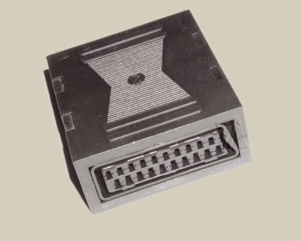 Scart samleled - til hurtig samling og forlængelse af Scartkabel - uden signaltab. God kvalitet.