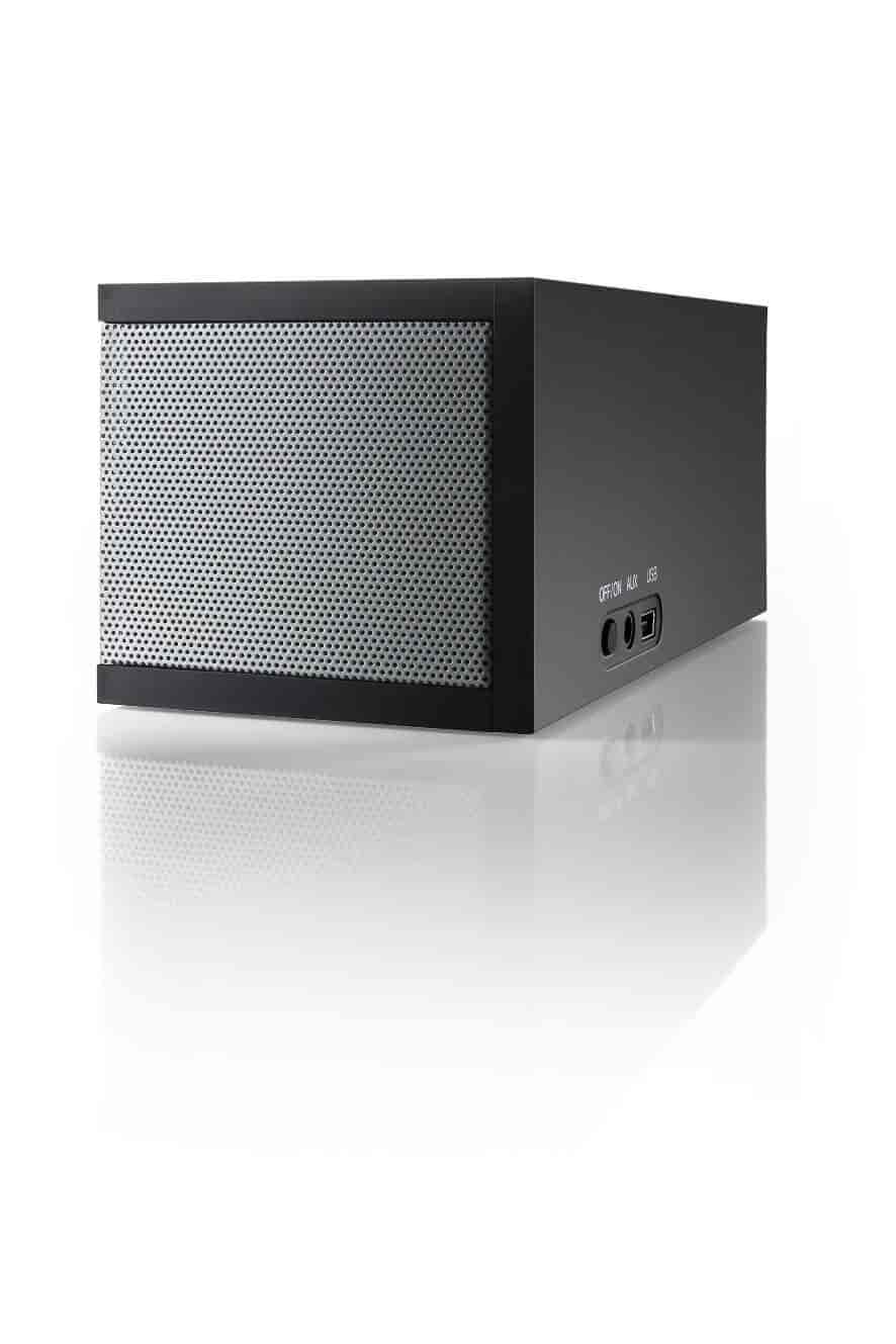 SoundBlock Bluetooth speaker with 360° acoustic field