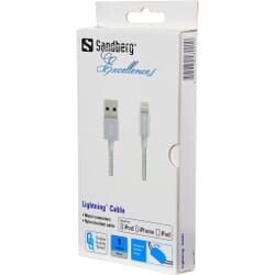 Sandberg Excellence Lightning 1m SilverSandbergOpladere og kabler Med Sandberg Sync and Charge Cable kan du synkronisere med PC’en og få ladet batteriet op fra PC eller en lader med USB udgang. Med i pakken får du en kabelsamler i ægte læder.