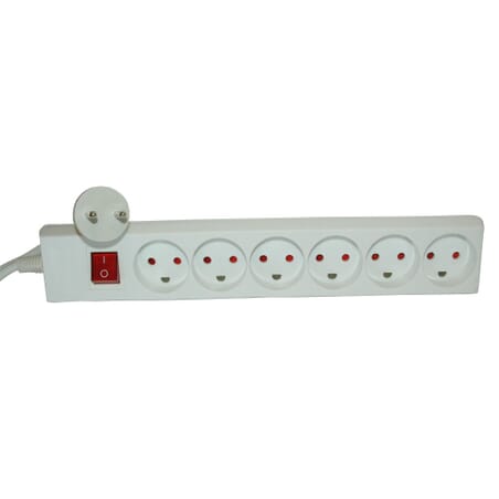 Sandberg 230V Powersplitter, 2pin (DK)Sandberg PowerBar is rated at 230V AC. All the sockets on the Sandberg PowerBar accept 3-pin earthed plugs, but the mains socket only needs to accept 2-pin plugs (unearthed). The Sandberg PowerBar is equipped with a switch that enables you to switch all connected units on or off by pressing a single button. This enables you to save power compared to having the equipment in standby.Sandberg