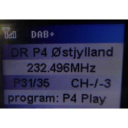 DAB+ Radio DR70. Superkompakt DAB+ radio og FM radio. Batteridrevet eller via stikkontakt