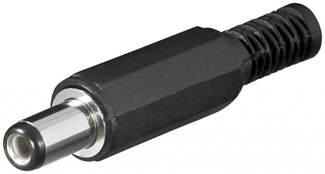 DC plug Ø2,1/Ø5.5 mm. with cable protector