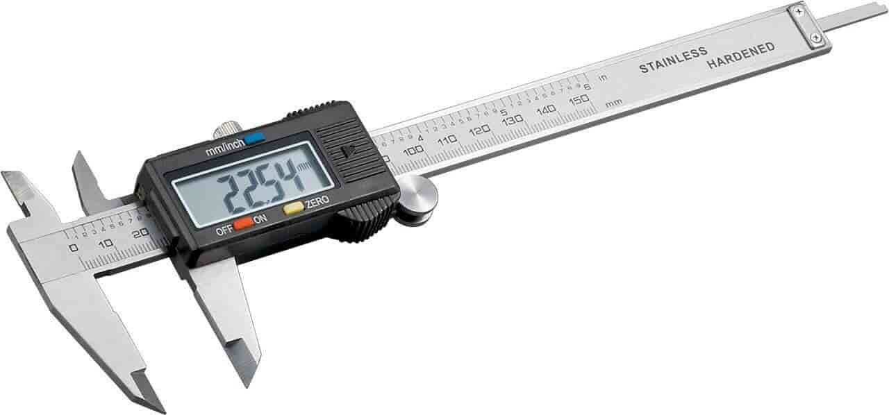 Digital caliper 150 mm. XXL display, RS-232 dataport.