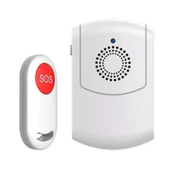 SOS Personlig Alarm - op til 100 M. rækkevidde - sender og modtager.GetiPersonlig alarm Hvid Denne trådløse personlige alarm med en SOS-knap bruges til straks at kalde efter hjælp. Ved at trykke på SOS-knappen giver modtagerenheden en høj lyd, samtidig vibrerer den og blinker. Rækkevidden fra SOS senderen til modtagerenhed er op til 100 meter i det fri. For dig der har brug for en simpel alarm, der kan give en advarsel til ægtefælle eller pårørende i et andet rum, eller måske en nabo hvis rækkevidden tillader det. Alarmen består af en trådløs sender og modtager. SOS-knappen kan bæres rundt om halsen på en rem eller fastgøres på håndleddet. Lav vægt, slagfasthed og en lang batterilevetid garanterer alle den daglige pålidelige brug af personsøgeren. Learning Code-funktionen gør det muligt at parre den med andre modtagere, SOS-knapper eller dørklokker fra GWD-serien.